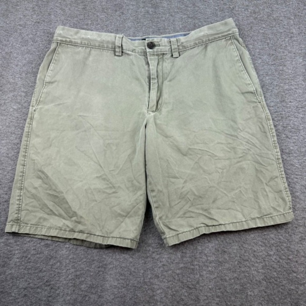 Banana Republic Aiden Short Men's 34 Green Cotton Twill Flat Front Chino Shorts